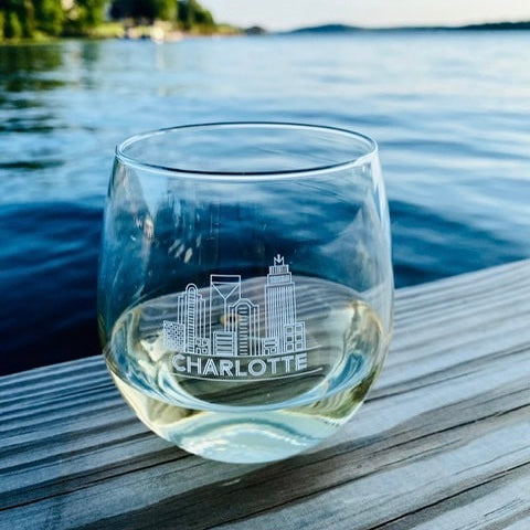 Charlotte Skyline Wine Glass
